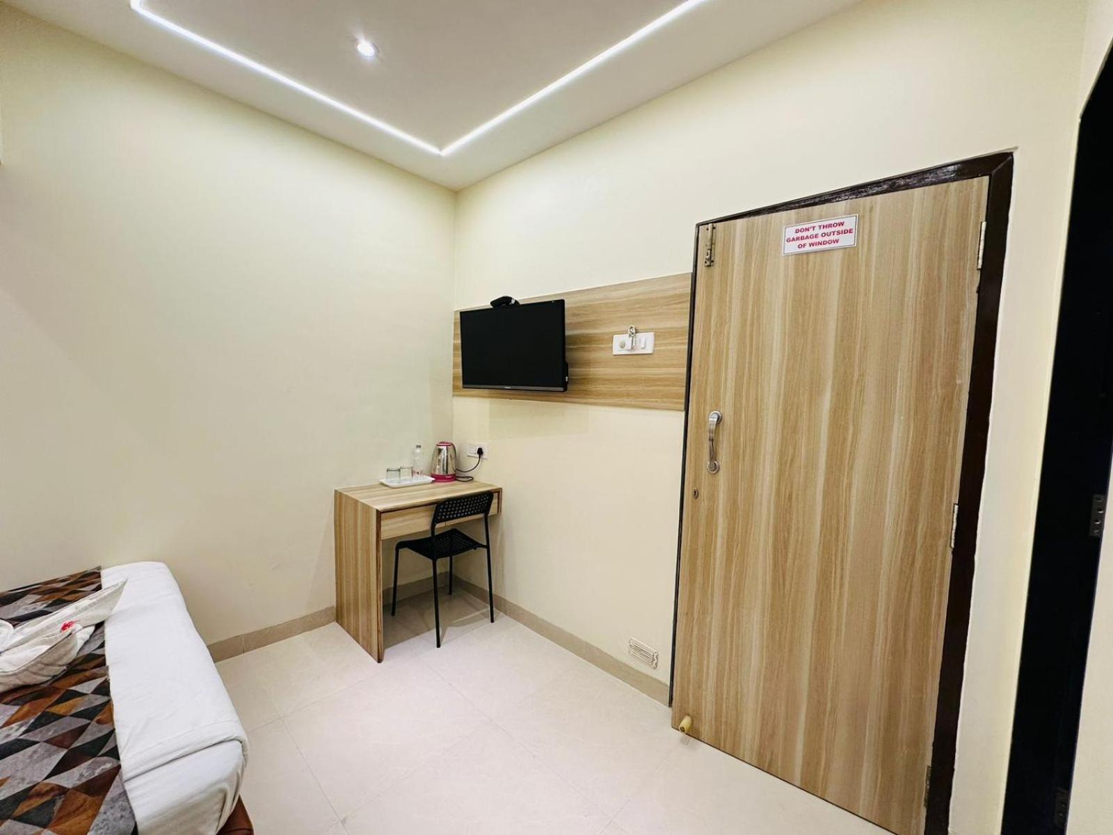 Hotel Vashi Inn Navi Mumbai Zewnętrze zdjęcie