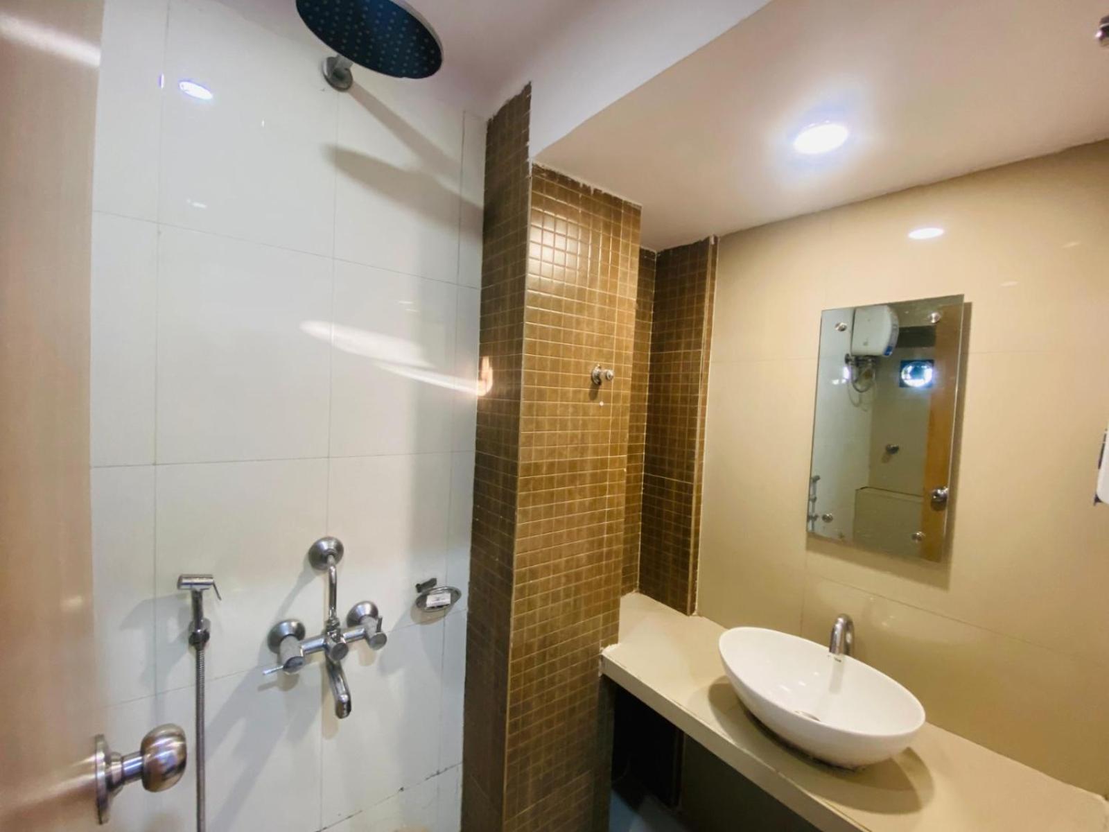Hotel Vashi Inn Navi Mumbai Zewnętrze zdjęcie