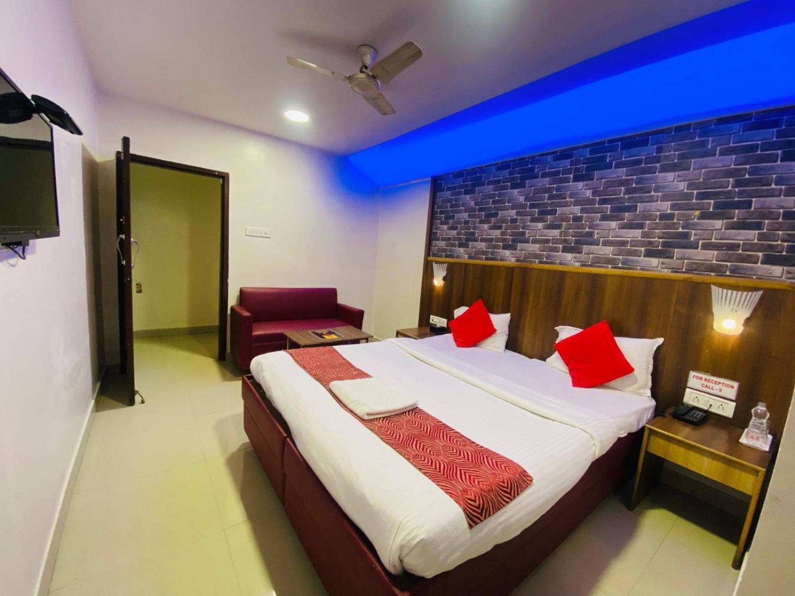 Hotel Vashi Inn Navi Mumbai Zewnętrze zdjęcie